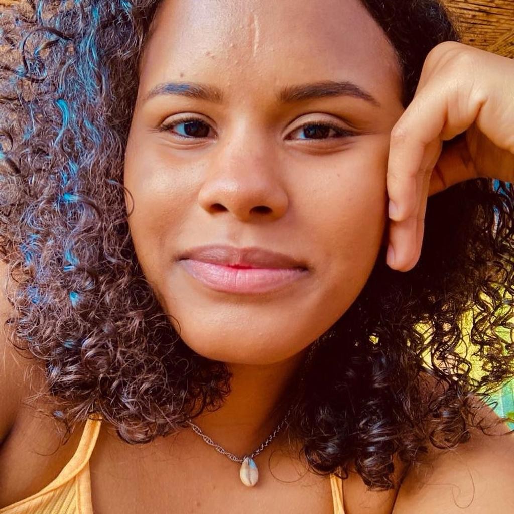 halanna_quadrado